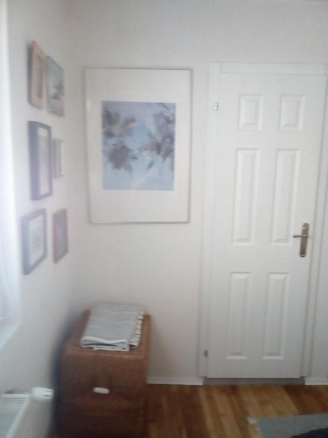 Guest Room At Number Nine 奥赫里德 外观 照片