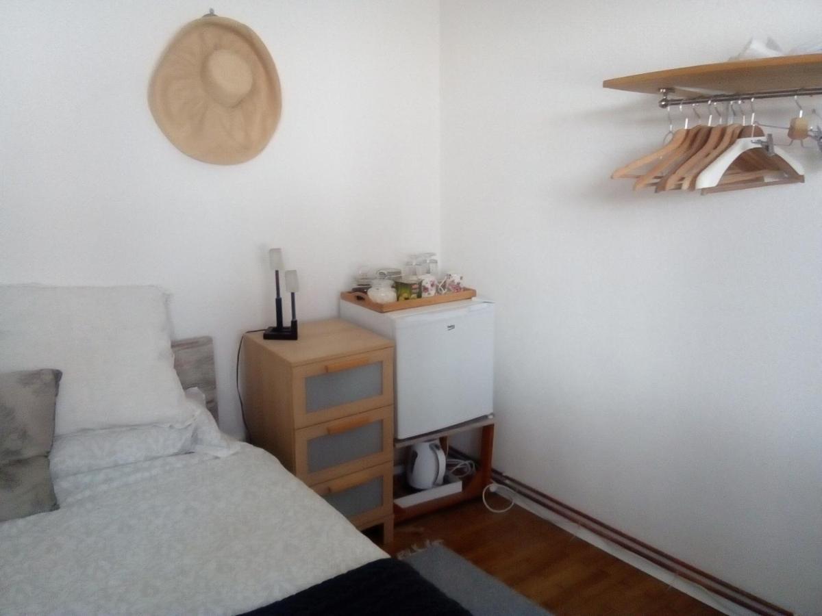 Guest Room At Number Nine 奥赫里德 外观 照片